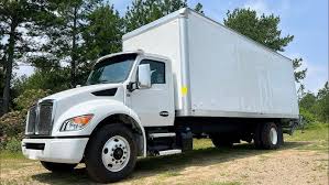 Box Truck 26 ft